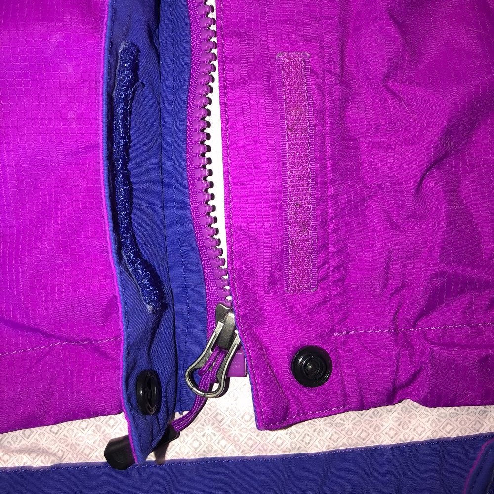 The North Face Rain Jacket - Size S - Picture 4 of 4